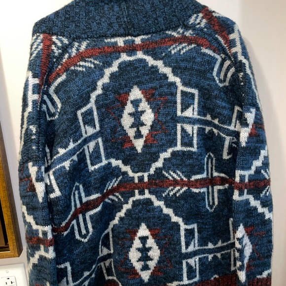 Forever 21 Sweater Bundle - Picture 5 of 13